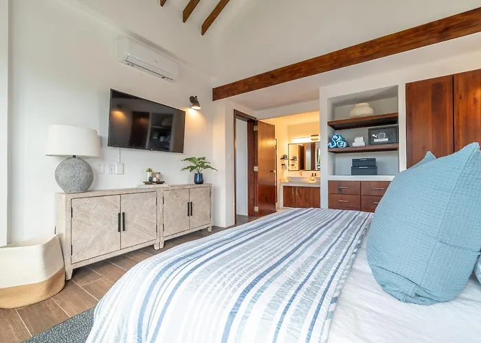 Villa Conch Shell And Mistico Club Boat Shuttle
